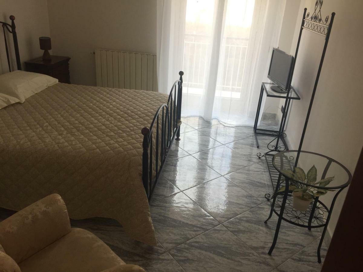 La Salida Del Sol Bed & Breakfast Agrigento Dış mekan fotoğraf