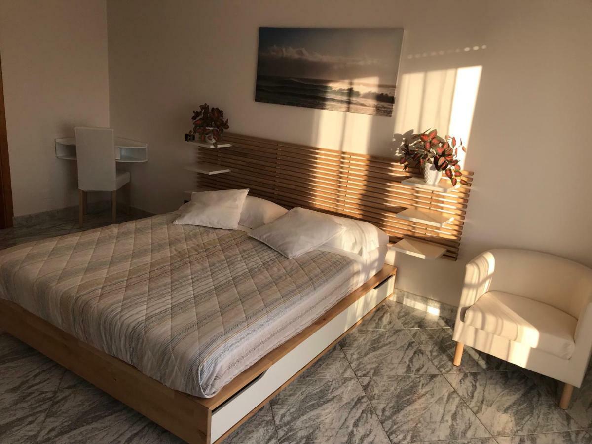 La Salida Del Sol Bed & Breakfast Agrigento Dış mekan fotoğraf